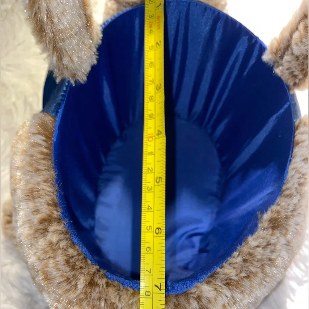 Dan Dee Brand Peter Rabbit Easter basket